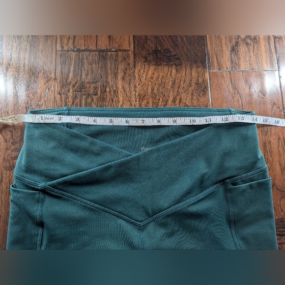 Fabletics Green Boot Cut Pants - Picture 6 of 7
